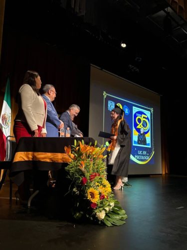 photo 5055313461474168281 y